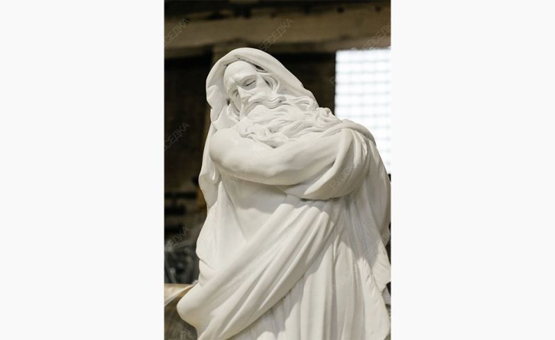 Скульптура Посейдона (белый)